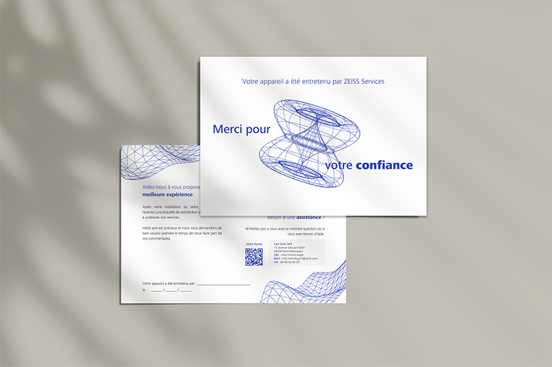 mockup-carte-sophie-qiu Mockup d'une carte de remerciements